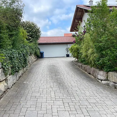 Apartment 2 Moderne Schlafzimmer Mit Grossem Bad 62qm - Architektenhaus, Ruhig, 2 Min A8 *