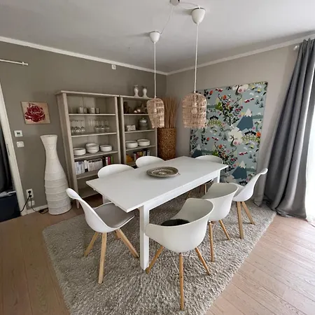 Architect-apartments 2 Schlafzimmer Mit Bad, Modern Und Ruhig, 2 Min A8 * Irschenberg