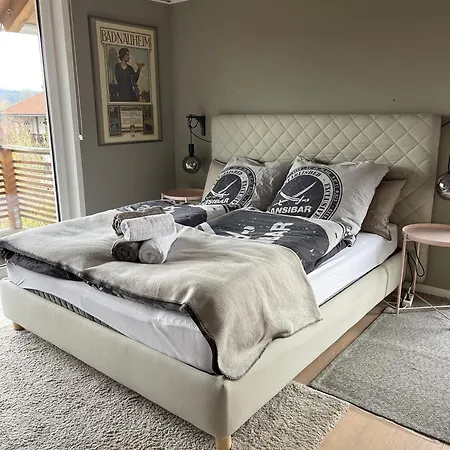 Architect-apartments 2 Schlafzimmer Mit Bad, Modern Und Ruhig, 2 Min A8 Apartment Irschenberg